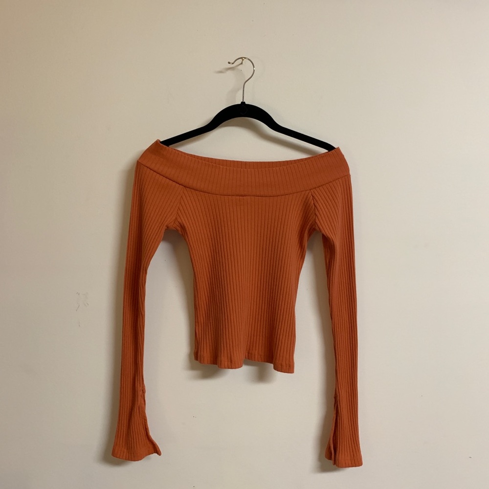 Silence & noise crop top